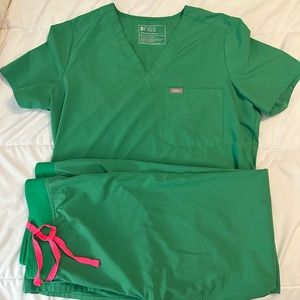 FIGS scrubs